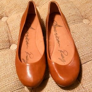 Perfect condition American Rag flats sz 6